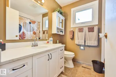 Interior photo 4 of 1705 LAKEWOOD RD S NW