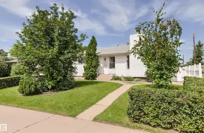 Interior photo 1 of 12316 135 AV NW