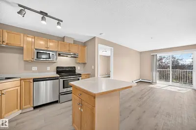 Interior photo 3 of #317 245 EDWARDS DR SW