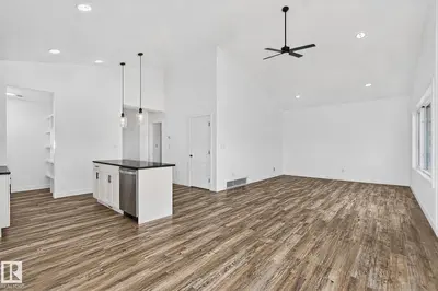Interior photo 2 of 4804 53 AV