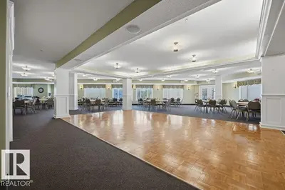 Interior photo 3 of #205 511 QUEEN ST