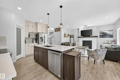 Interior photo 4 of 5161 CRABAPPLE LINK LI SW