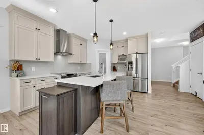 Interior photo 3 of 5161 CRABAPPLE LINK LI SW
