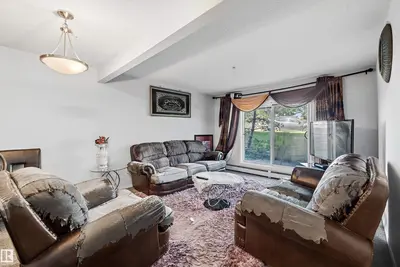 Interior photo 3 of #143 301 CLAREVIEW STATION DR NW
