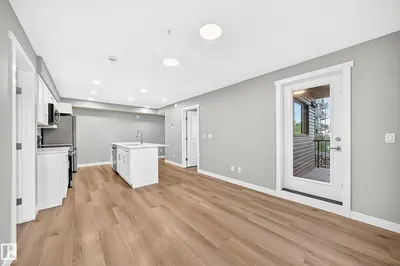 Interior photo 3 of #128 1506 TAMARACK BV NW