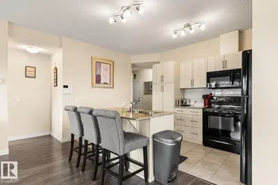 Interior photo 2 of #2412 4 AUGUSTINE CR
