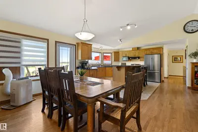 Interior photo 2 of 55326 RGE ROAD 260