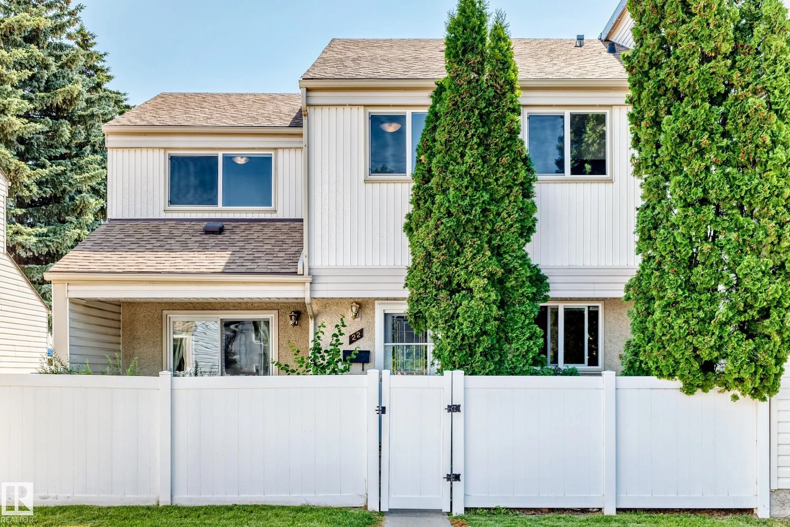 22 WOODVALE VG NW, Edmonton - 1 bedroom Townhouse for sale