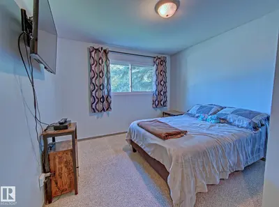 Interior photo 4 of 5103 43 AV
