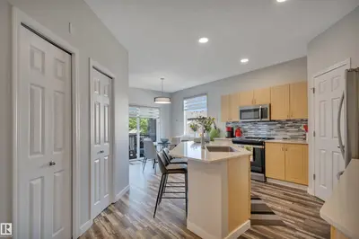 Interior photo 4 of #29 4821 TERWILLEGAR CM NW