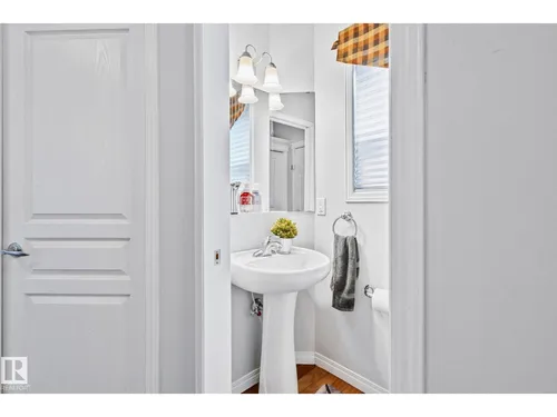 13411 149 AV NW, Edmonton - $679,000