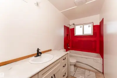 Interior photo 2 of 13423 112 ST NW