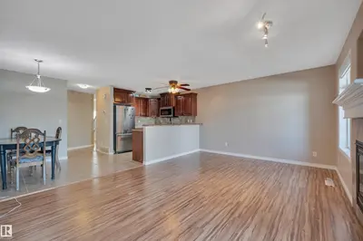 Interior photo 2 of #40 9511 102 Avenue