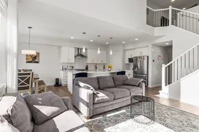 Interior photo 2 of 1471 PLUM CI SW