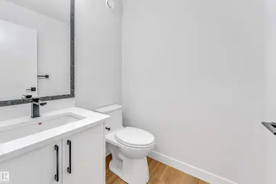 Interior photo 3 of 1712 27 st NW
