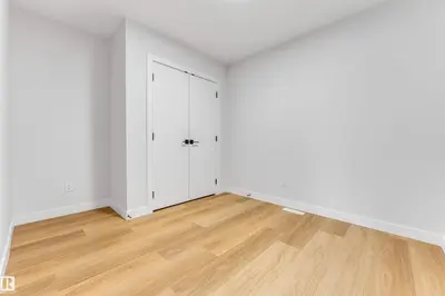 Interior photo 3 of 1714 27 st. NW