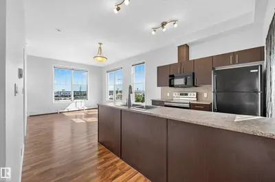Interior photo 1 of #406 105 AMBLESIDE DR SW