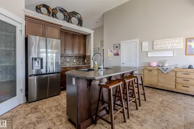Interior photo 2 of 501 GRANDIN DR