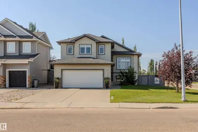 Interior photo 1 of 501 GRANDIN DR