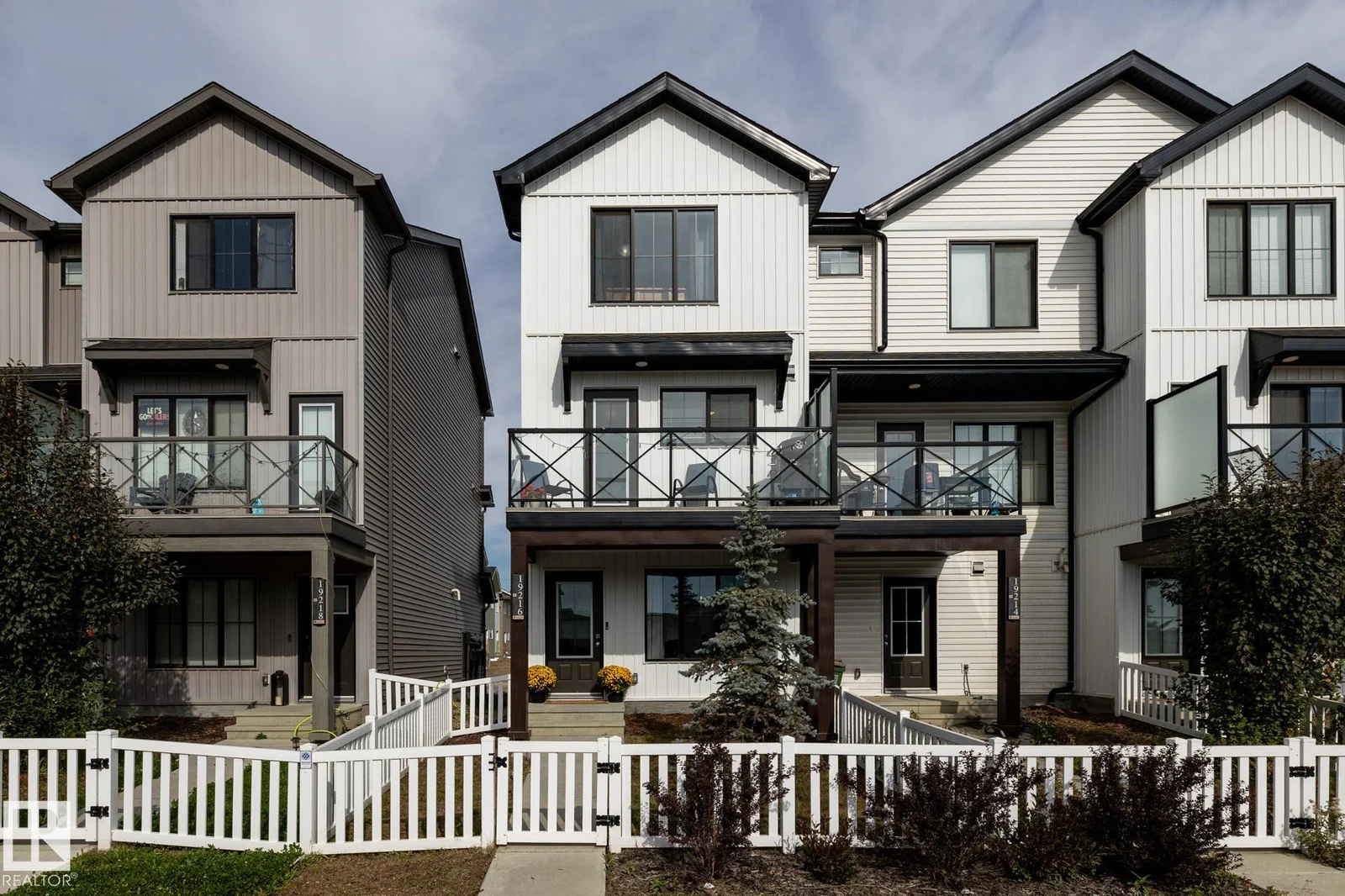 19216 27 AV NW, Edmonton - 2 bedroom Residential Attached for sale