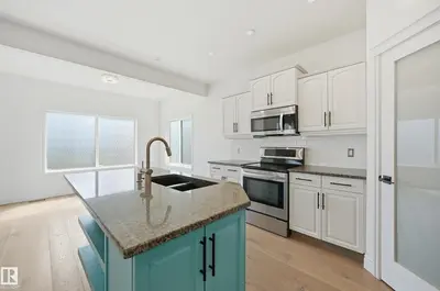 Interior photo 2 of 1 SOUTHFORK CL