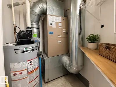 Interior photo 3 of #412 9503 101 AV NW