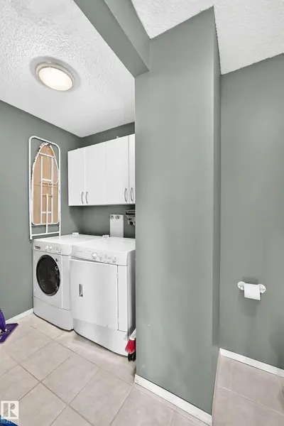 Interior photo 1 of 1116 39 ST NW