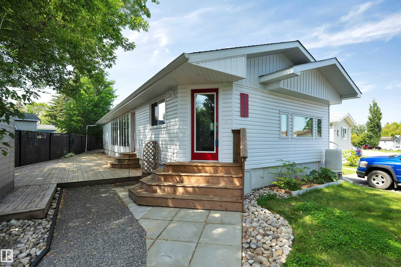 121 Willow Park ES, Leduc - 2 bedroom Single Family Residence for sale