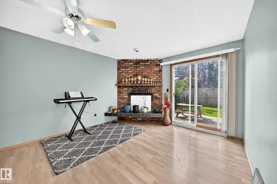 Interior photo 2 of 1928 68 ST NW