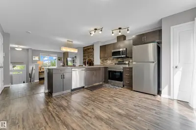 Interior photo 4 of #45 1030 CHAPPELLE BV SW