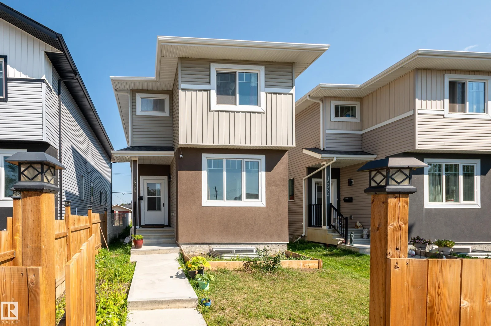 15928 100 AV NW, Edmonton - 3 bedroom Detached Single Family for sale