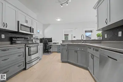 Interior photo 4 of 5079 THIBAULT WY NW