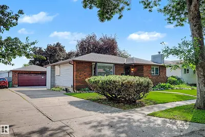 Interior photo 1 of 6115 152A AV NW