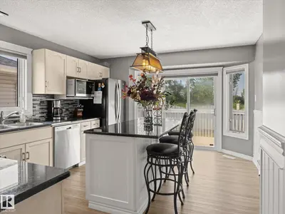 Interior photo 3 of 5552 190A ST NW