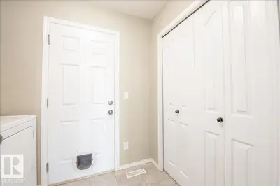 Interior photo 4 of 10412 99 ST