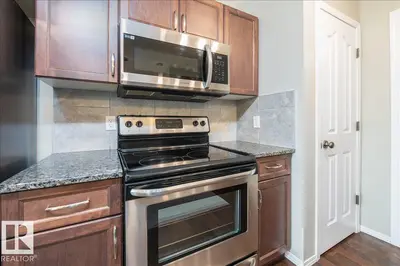 Interior photo 2 of 10412 99 ST