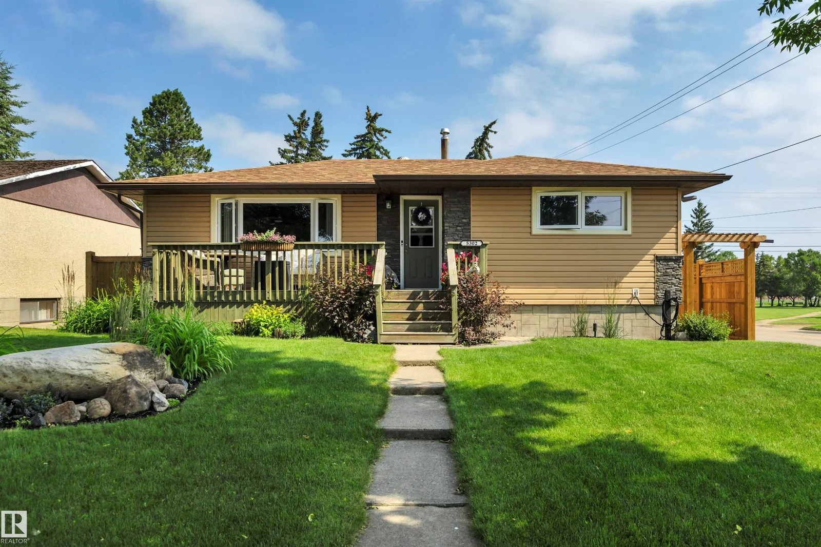 5302 52 AVE, Wetaskiwin - 4 bedroom Detached Single Family for sale