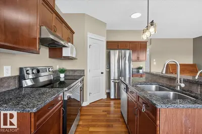 Interior photo 2 of 2021 118 ST SW