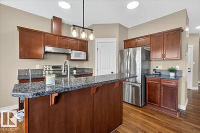 Interior photo 4 of 2021 118 ST SW