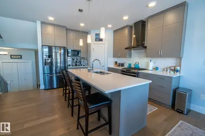 Interior photo 2 of 4910 HAWTHORN PL SW