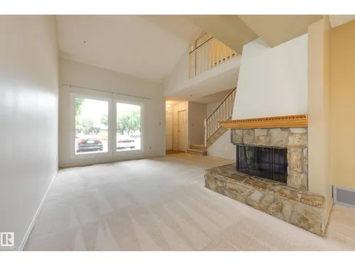 5441 HILL VIEW CR NW, Edmonton - $245,000