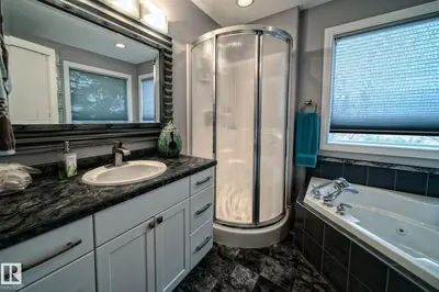 Interior photo 3 of 451066 Range Road 73