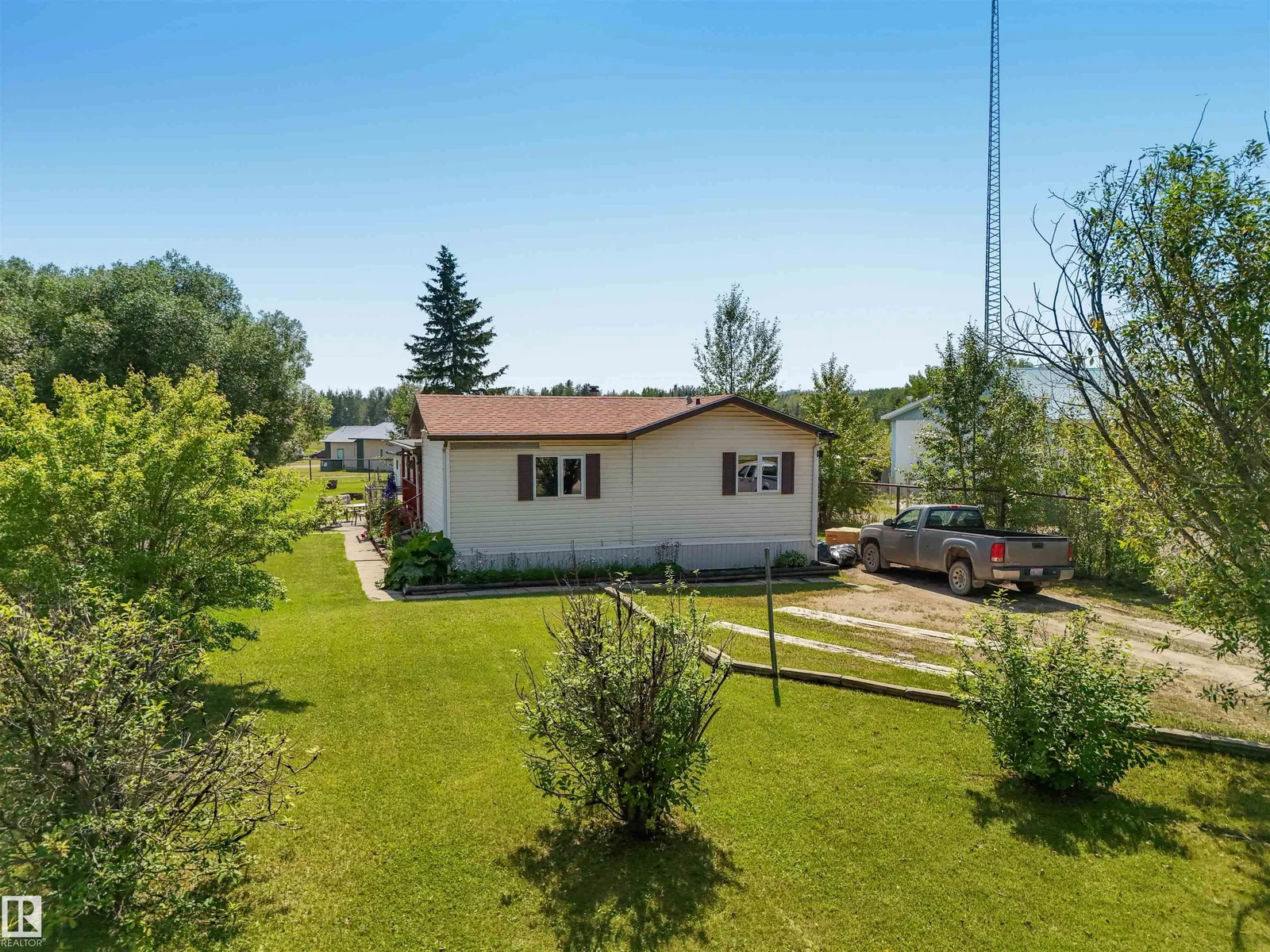 #4905 4905 46 AV, Violet Grove - 4 bedroom Detached Single Family for sale