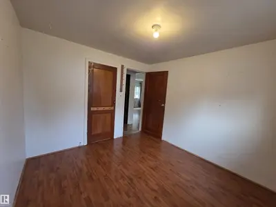 Interior photo 2 of 4812 48 AV