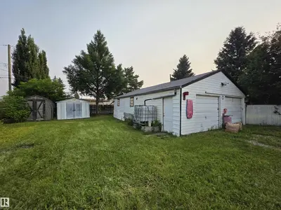 Interior photo 1 of 4812 48 AV