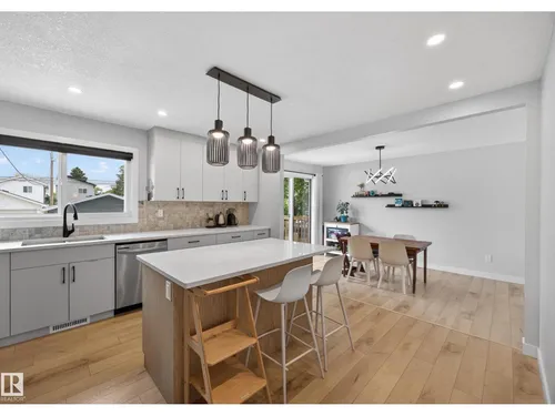 9915 154 ST NW, Edmonton - $564,800