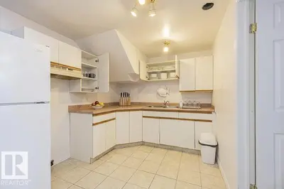 Interior photo 2 of 9827 152 ST NW