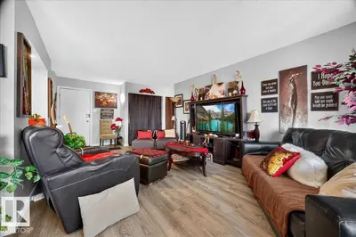Interior photo 3 of #406 5125 Riverbend RD NW