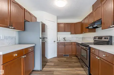 Interior photo 4 of #D 10102 103 ST
