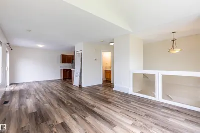 Interior photo 2 of #D 10102 103 ST